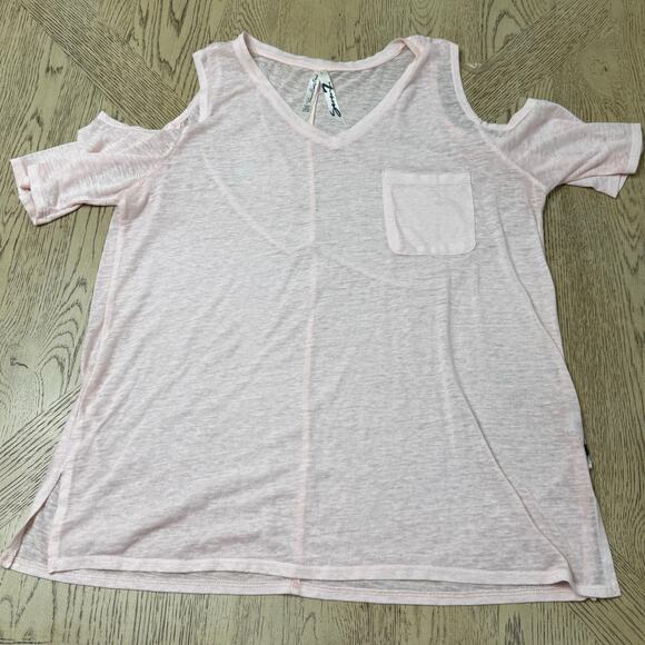 Seven7 Large Baby Pink Short Sleeve Cold Shoulder V-neck Pocket‎ Tee - Picture 1 of 9